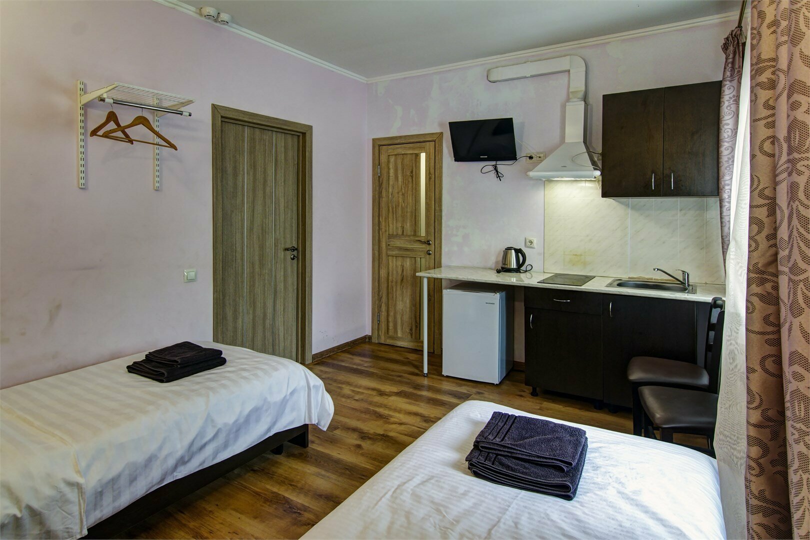 Двухместный номер с 2 отдельными кроватями и ванной