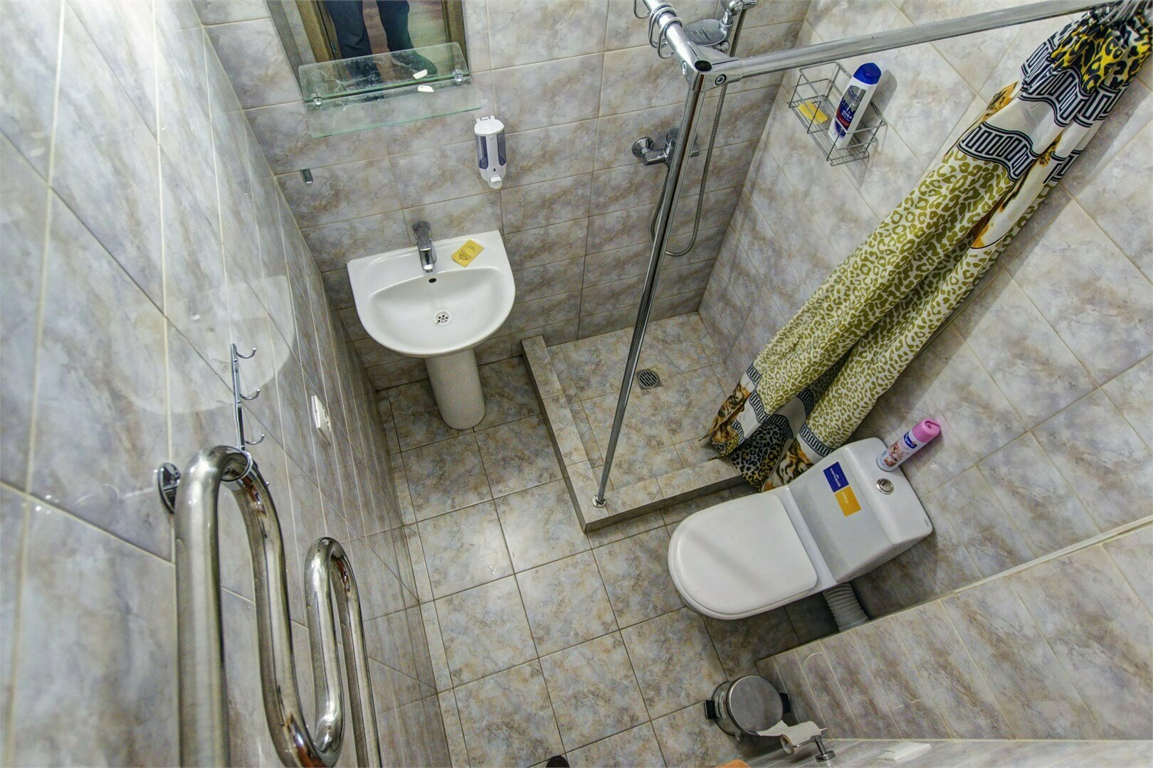 Двухместный номер с 2 отдельными кроватями и ванной