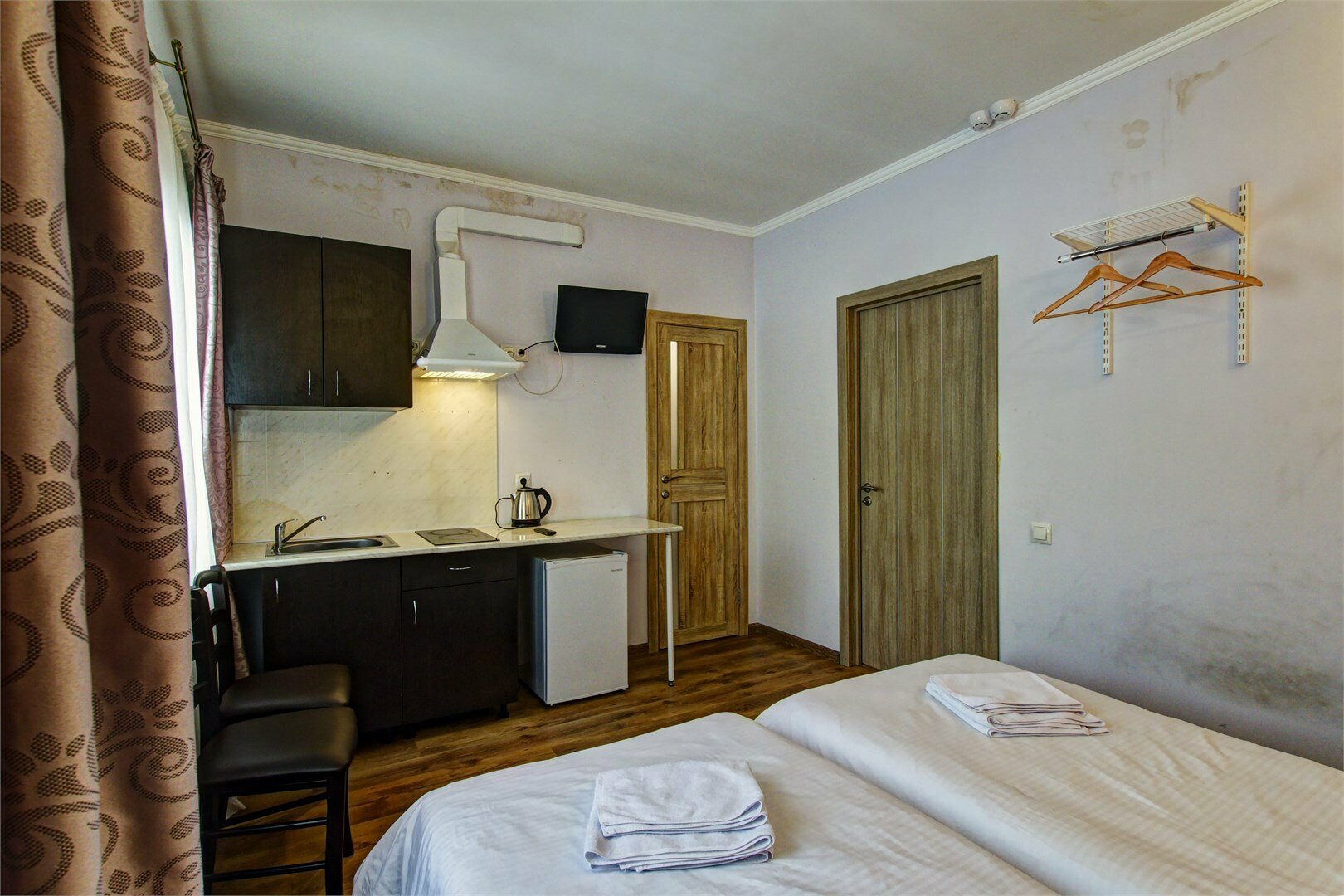 Двухместный номер с 2 отдельными кроватями и ванной