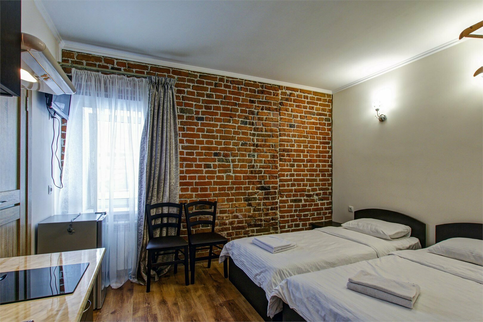 Улучшенный двухместный номер с 2 отдельными кроватями