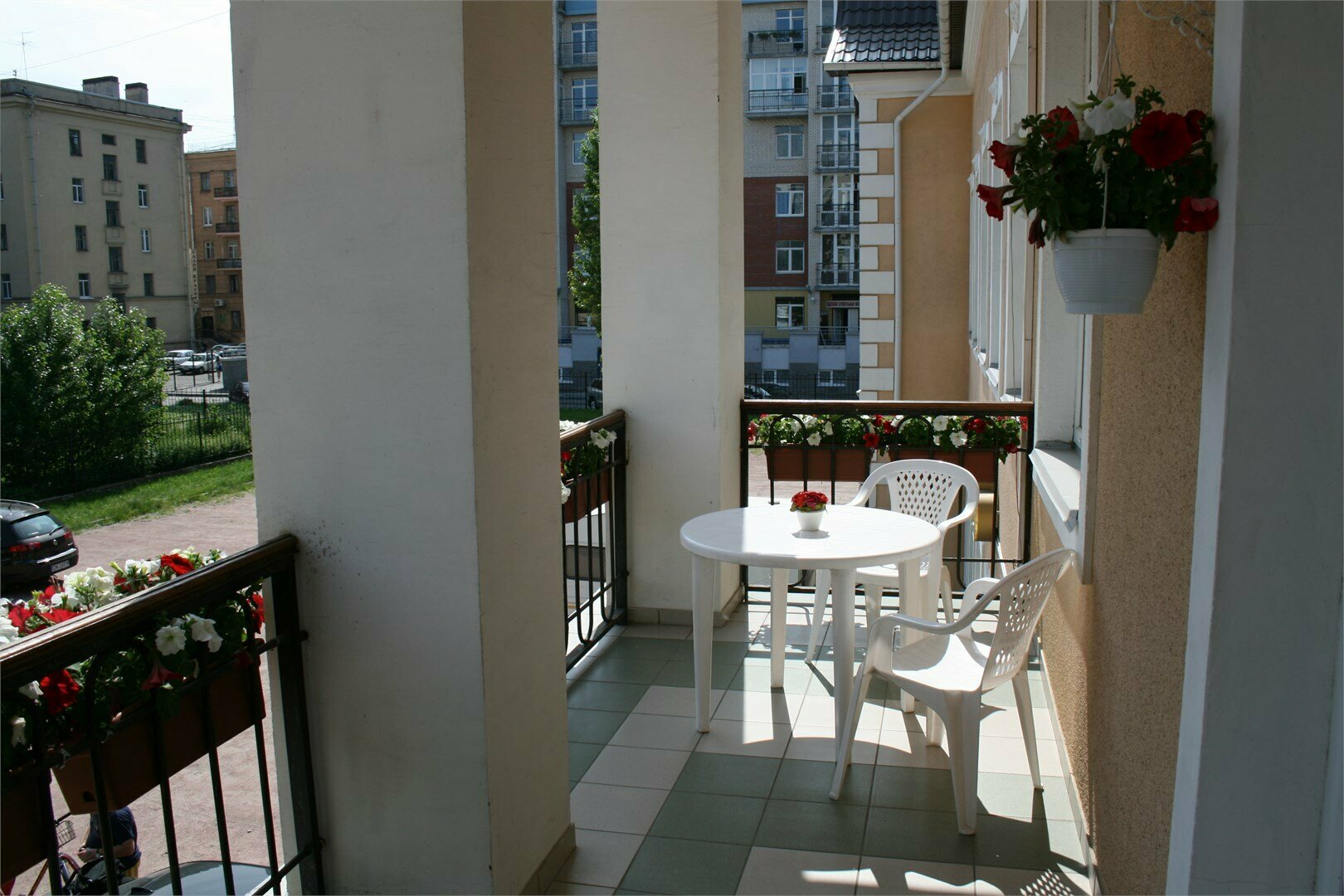 Улучшенный с балконом и ванной