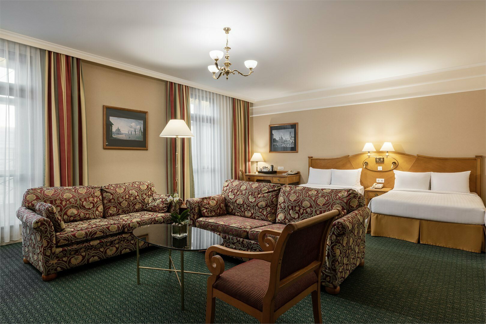 Студио Люкс с двумя раздельными кроватями с доступом в представительскую гостиную