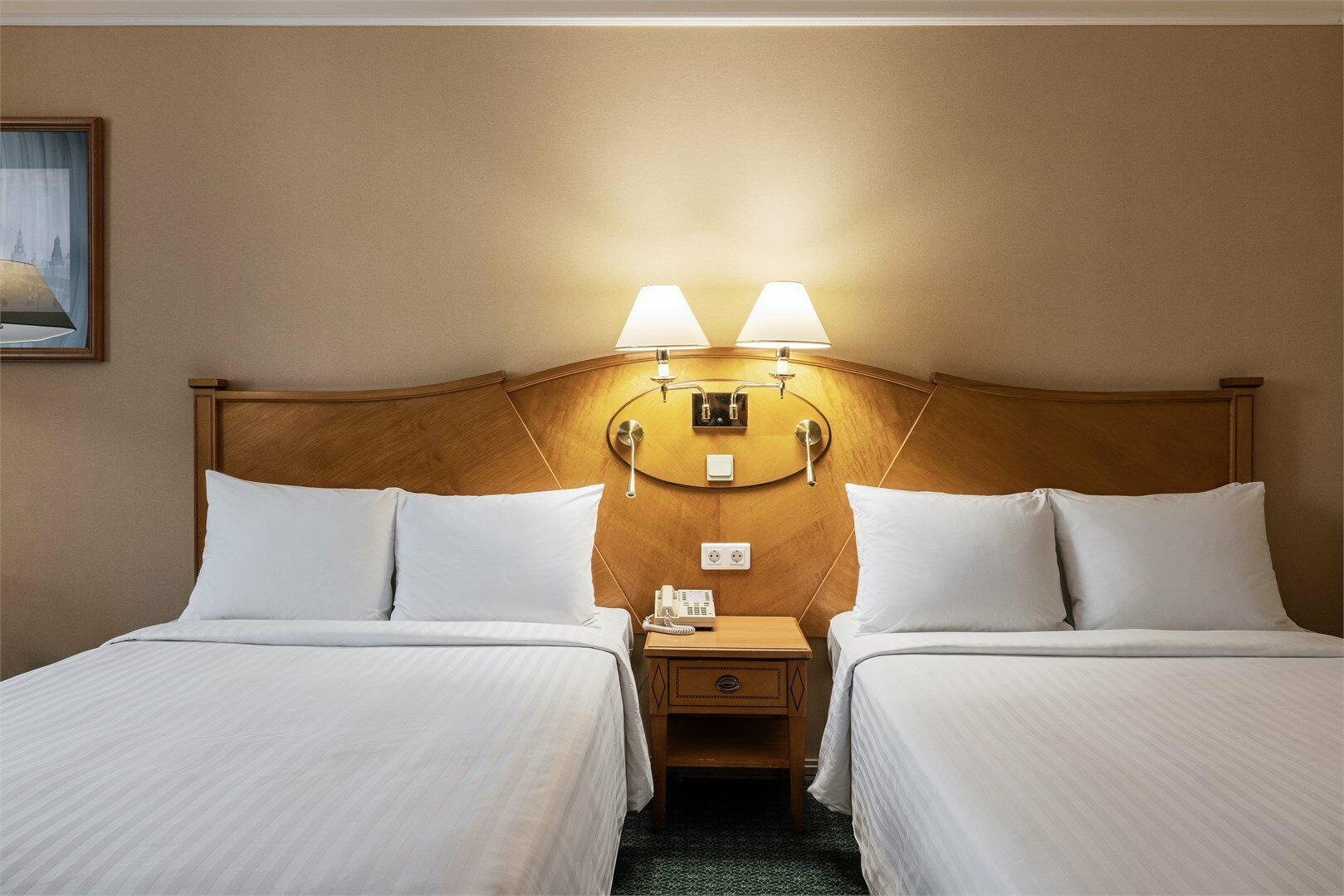 Делюкс, с двумя раздельными кроватями