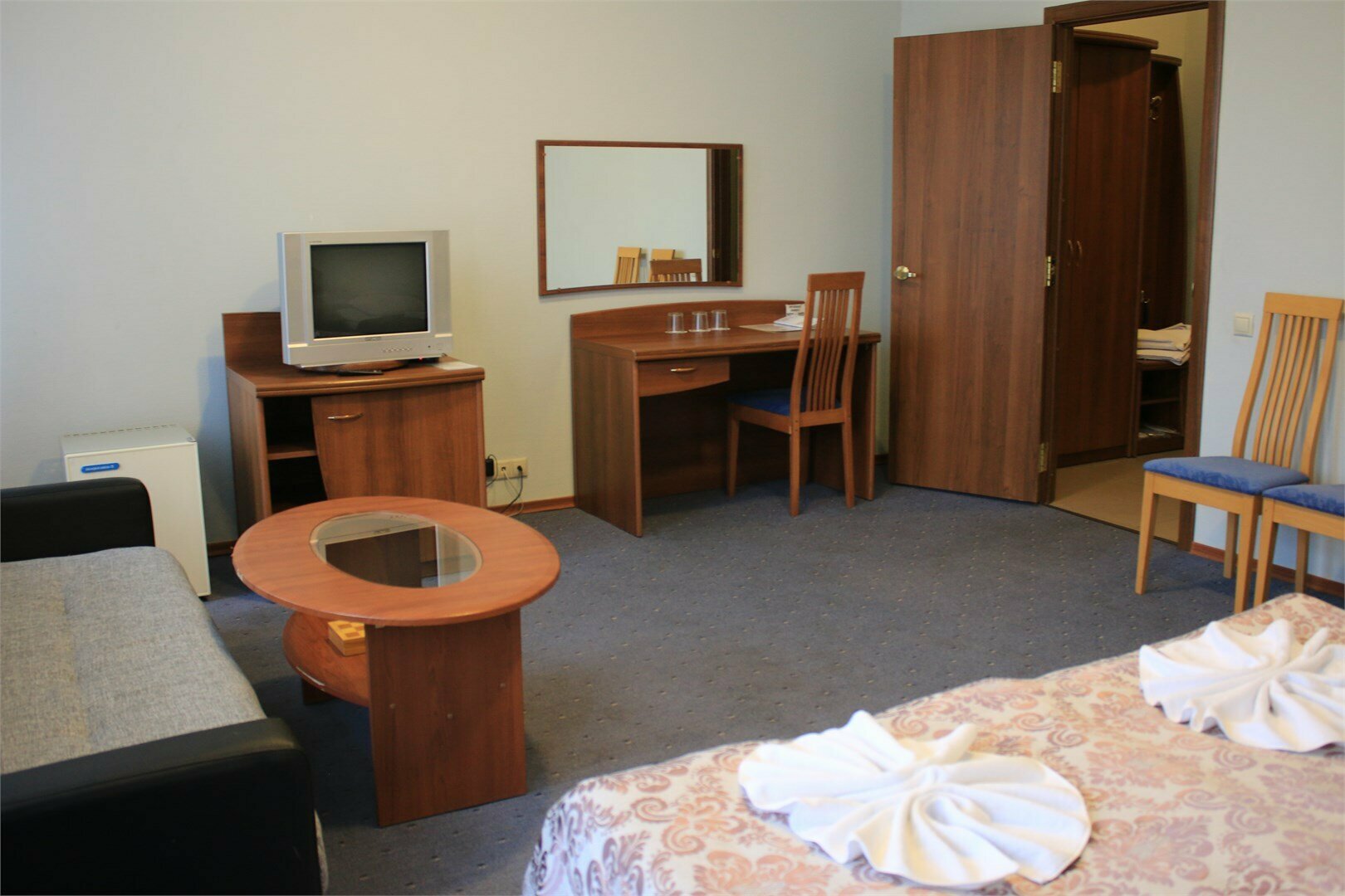 Улучшенный полулюкс