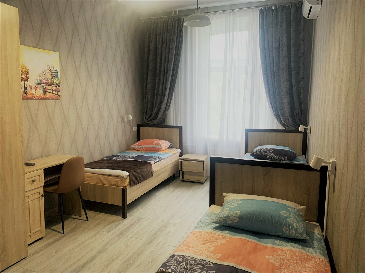 Трехместный TWIN с диваном