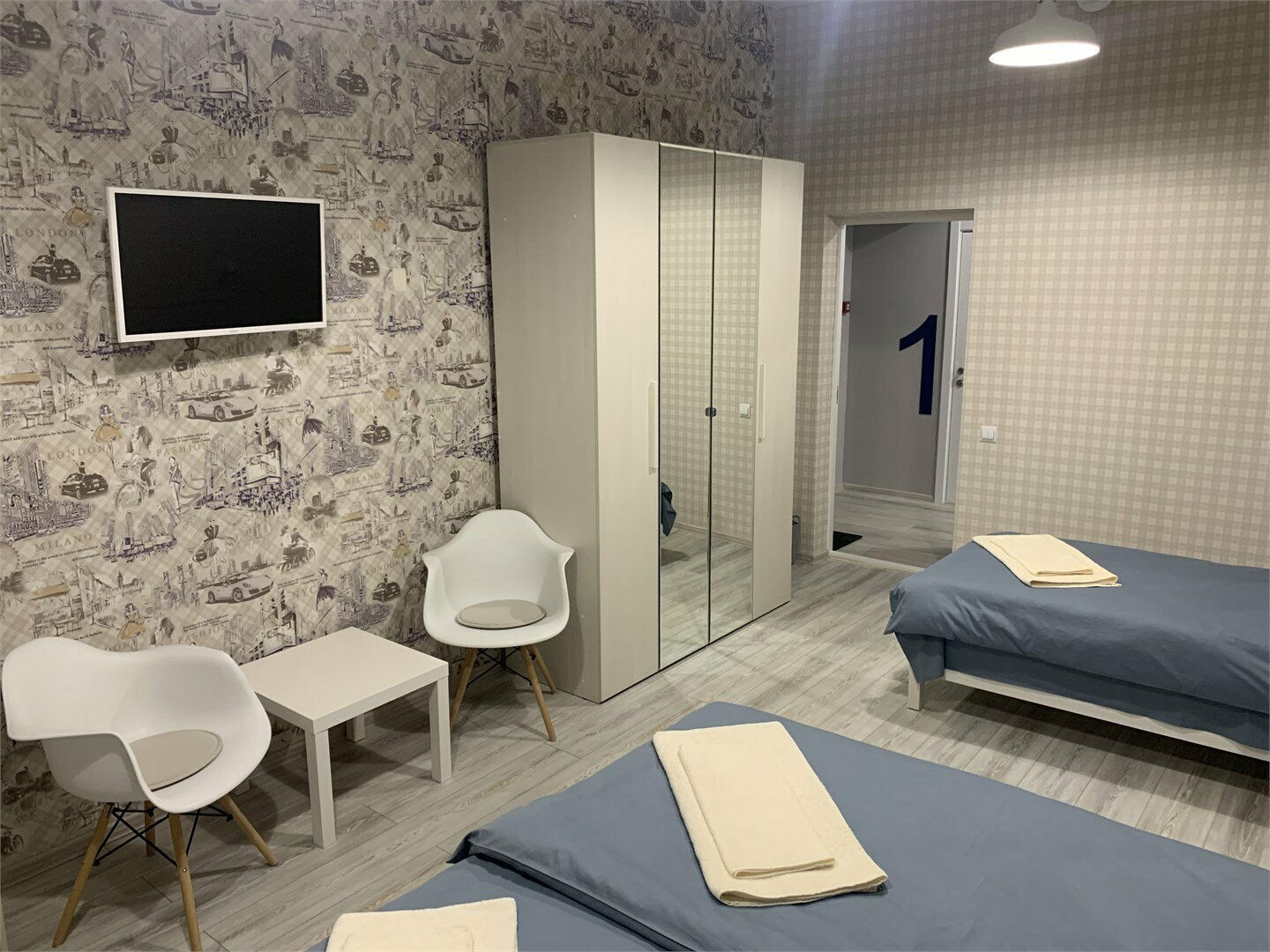 Трехместный семейный