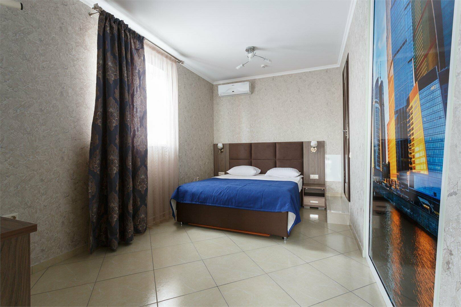 Улучшенный люкс