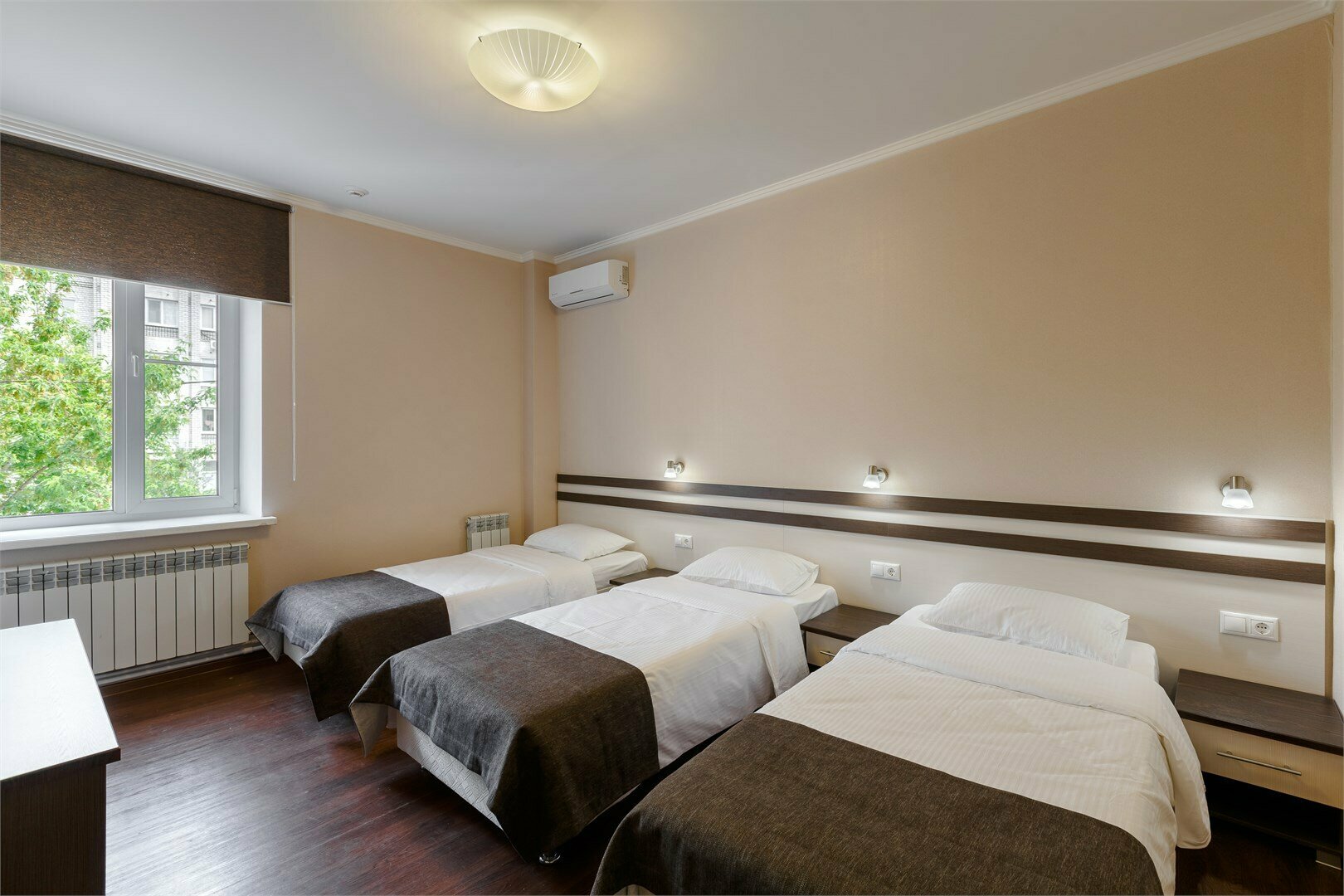 Стандартный  трехместный номер