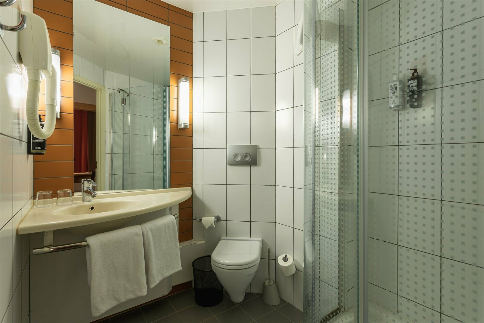 Номер Standard - с 2 односпальными кроватями