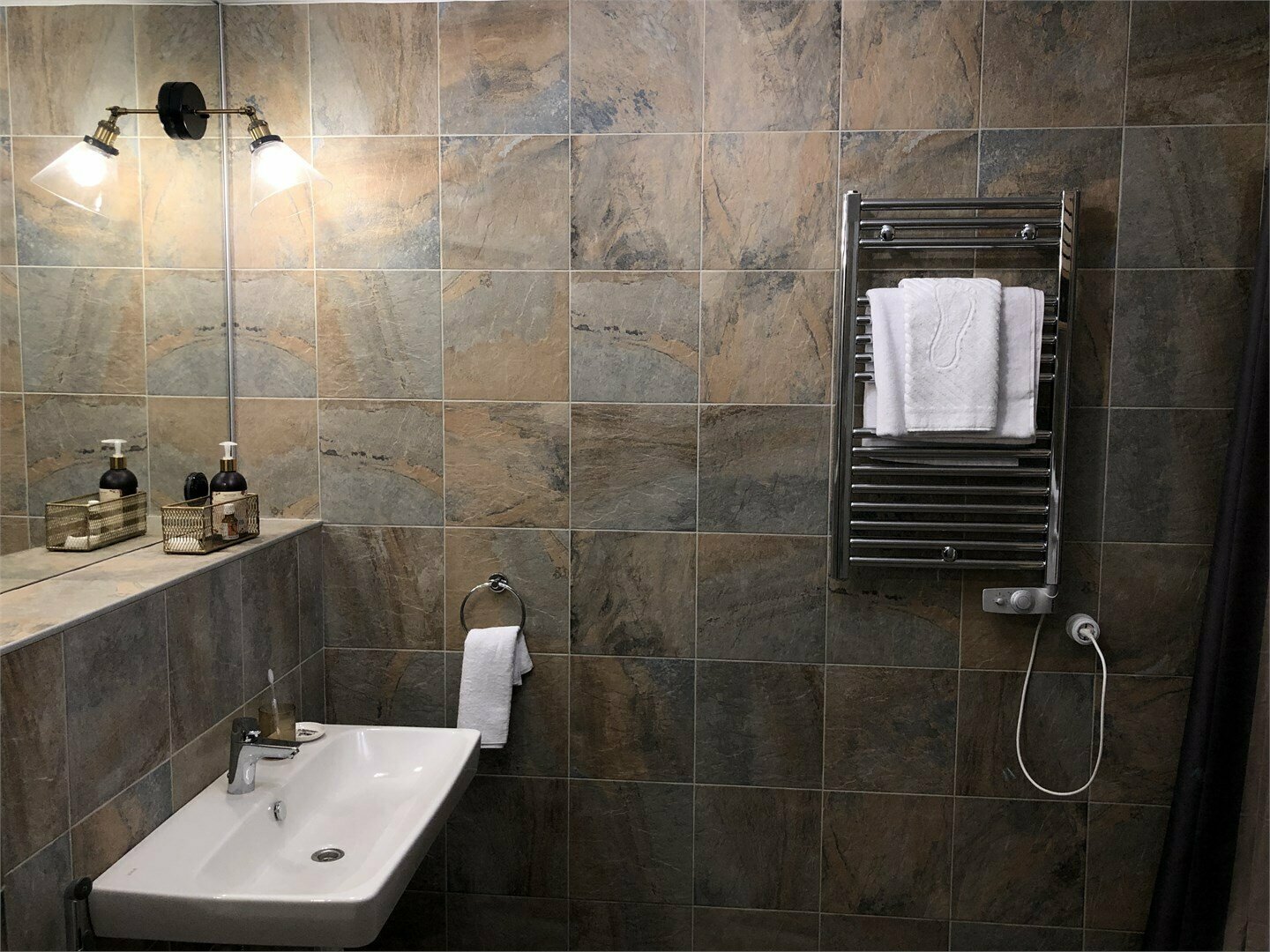 Просторные апартаменты с балконом и мини-кухней