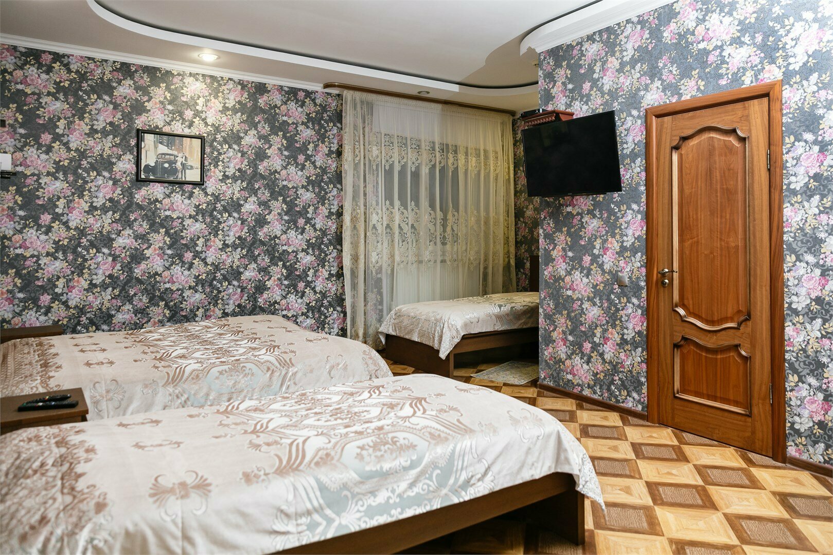 Номер семейный с завтраком