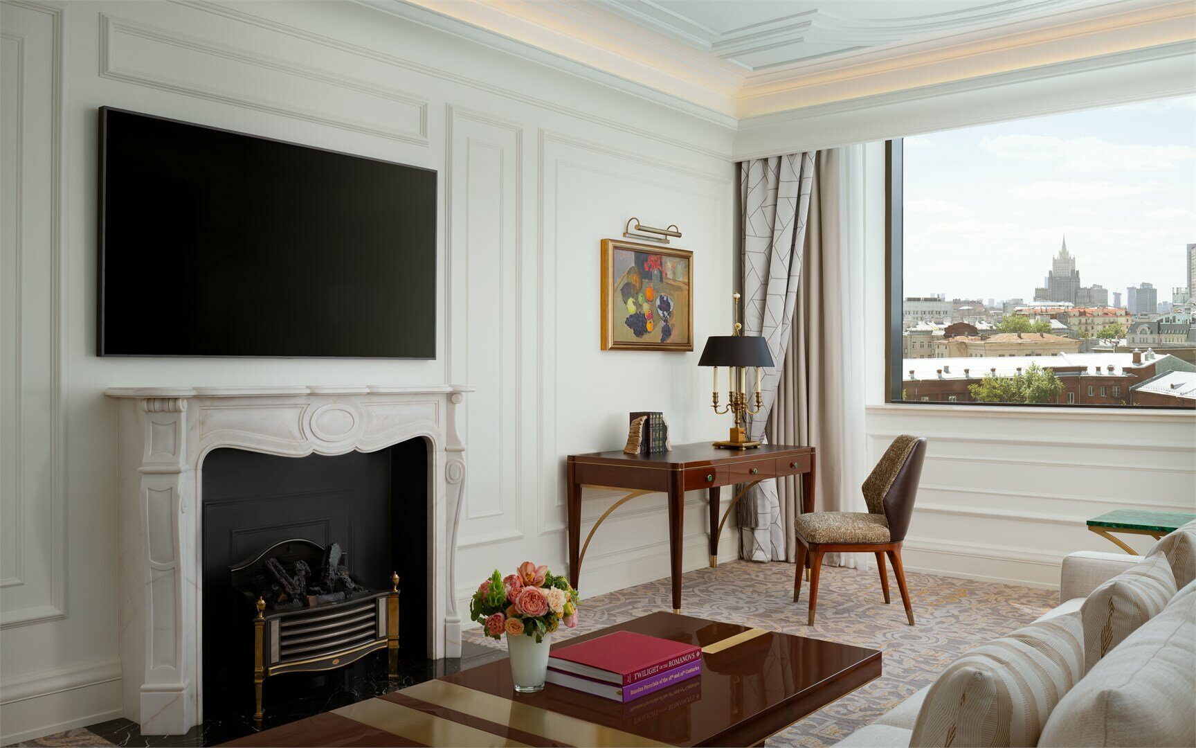 Люкс Москва с доступом в The Carlton Club