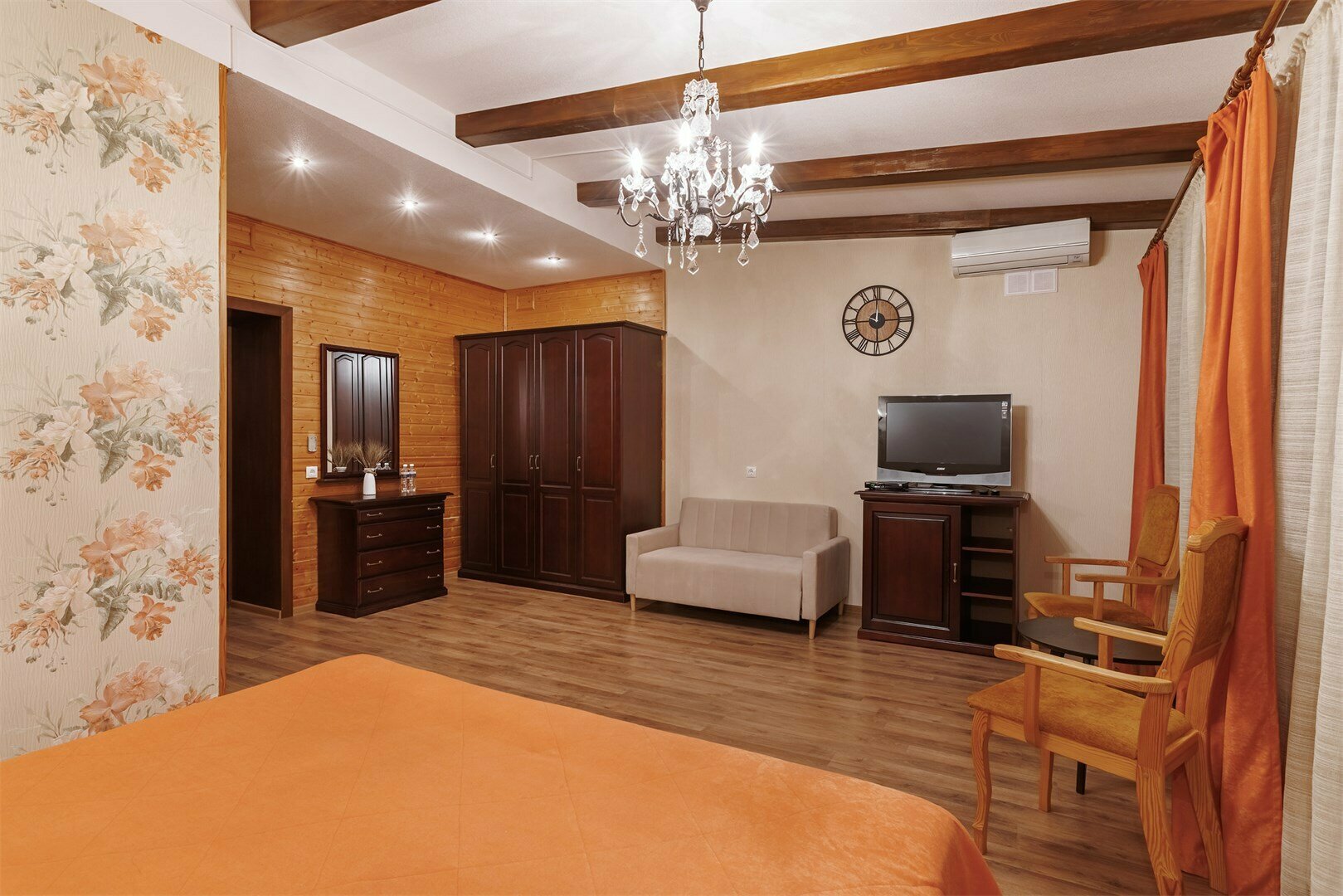 "Комфорт" с одной кроватью