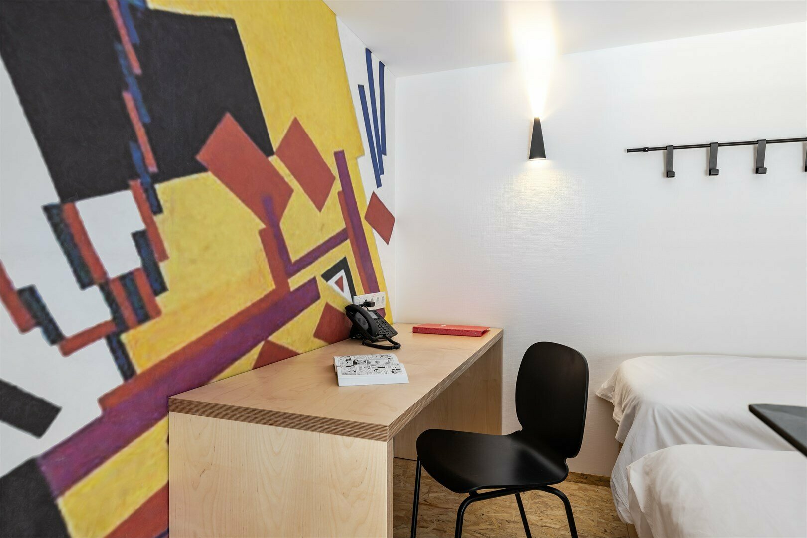 Дизайнерские двухуровневые апартаменты "Розанова"