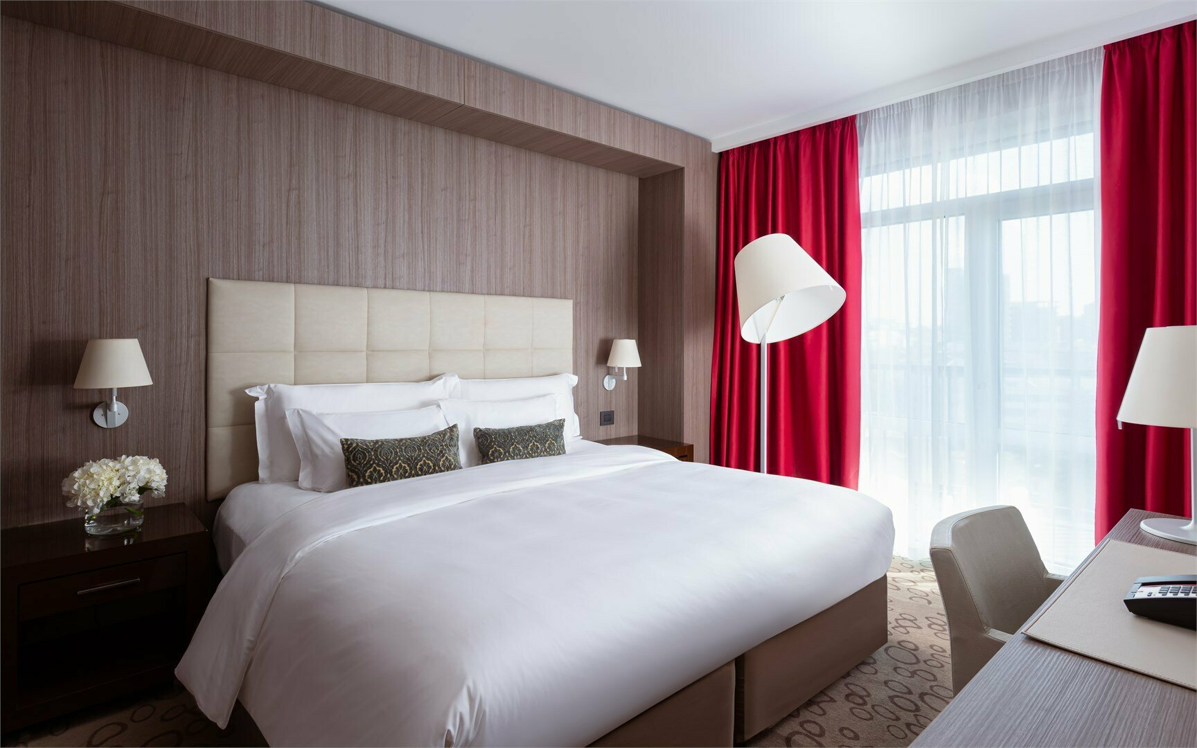 ЭКЗЕКЬЮТИВ ЛЮКС