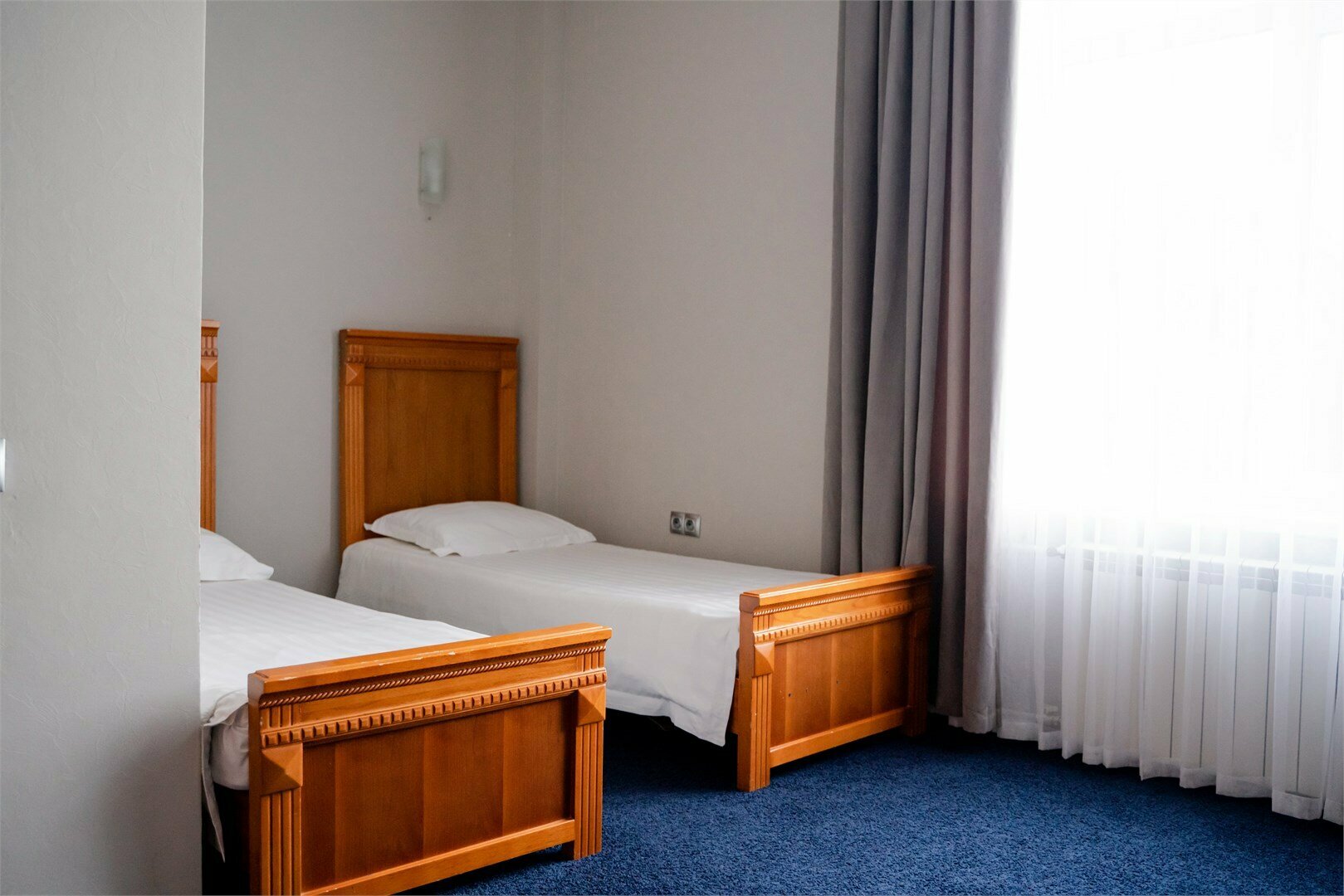 Двухместный эконом с двумя односпальными кроватями (Дополнительный корпус "Маячок" без лифта)