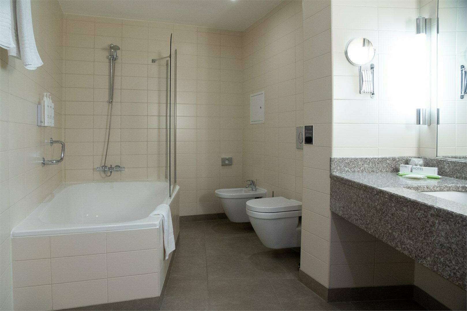 Grand deluxe Business