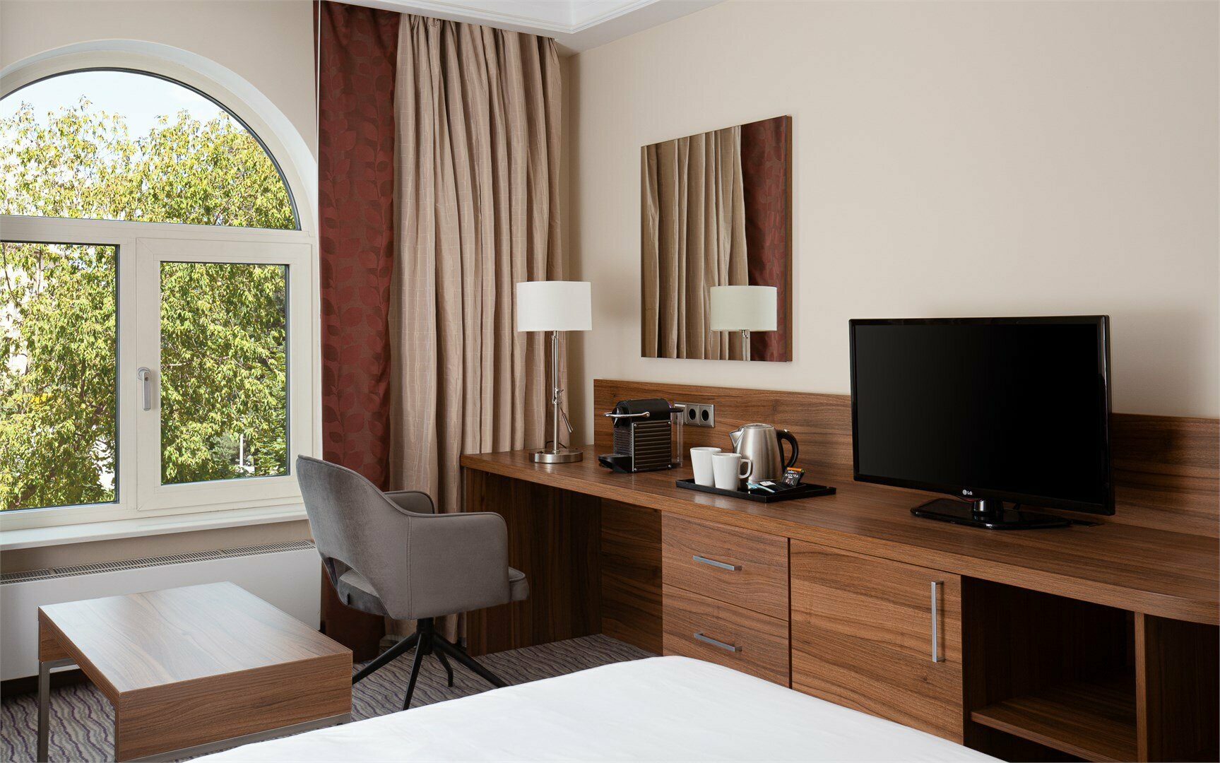 Супериор с кроватью размера "queen-size"