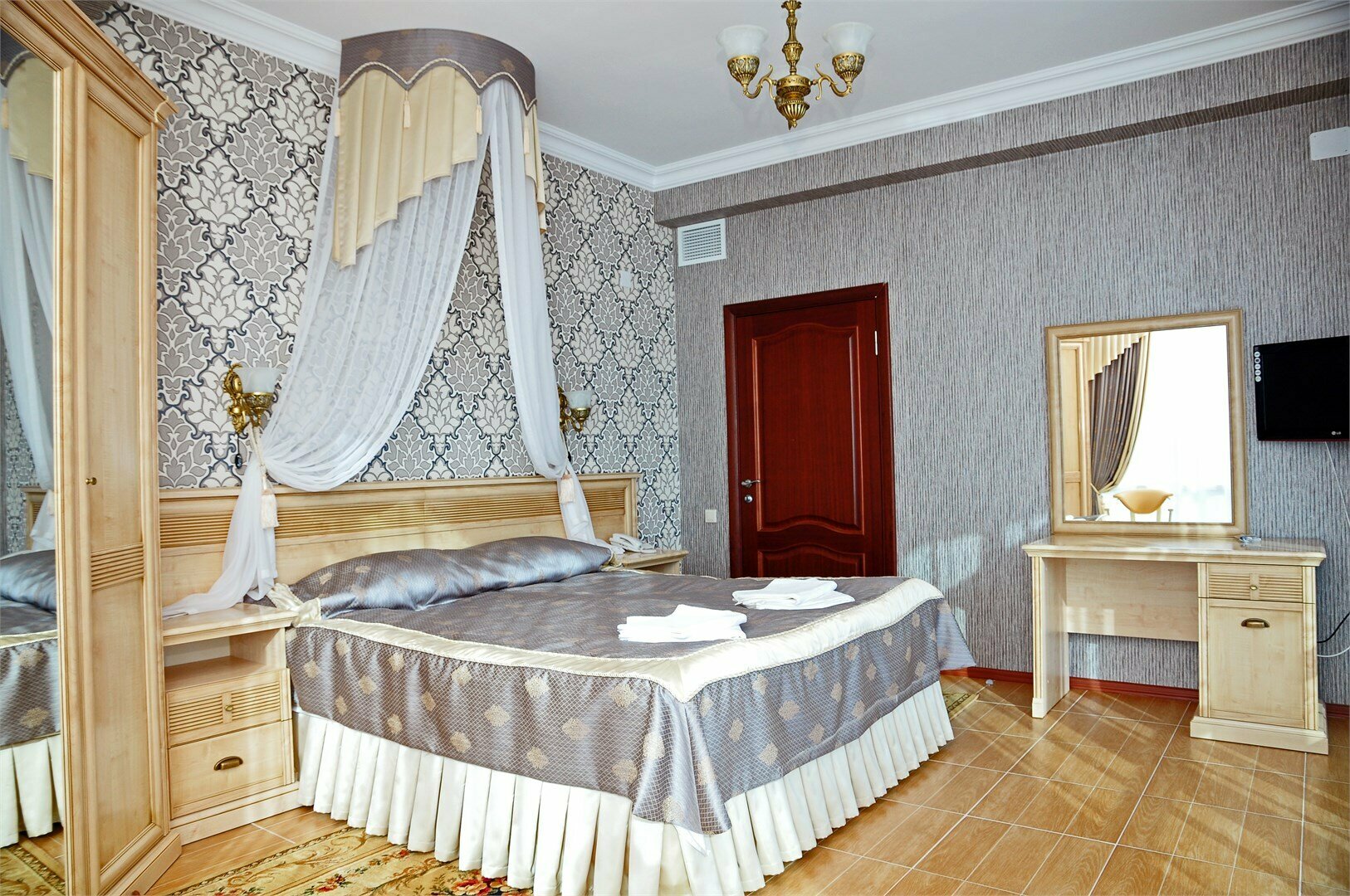 Двухместный номер Делюкс с 1 кроватью и балконом