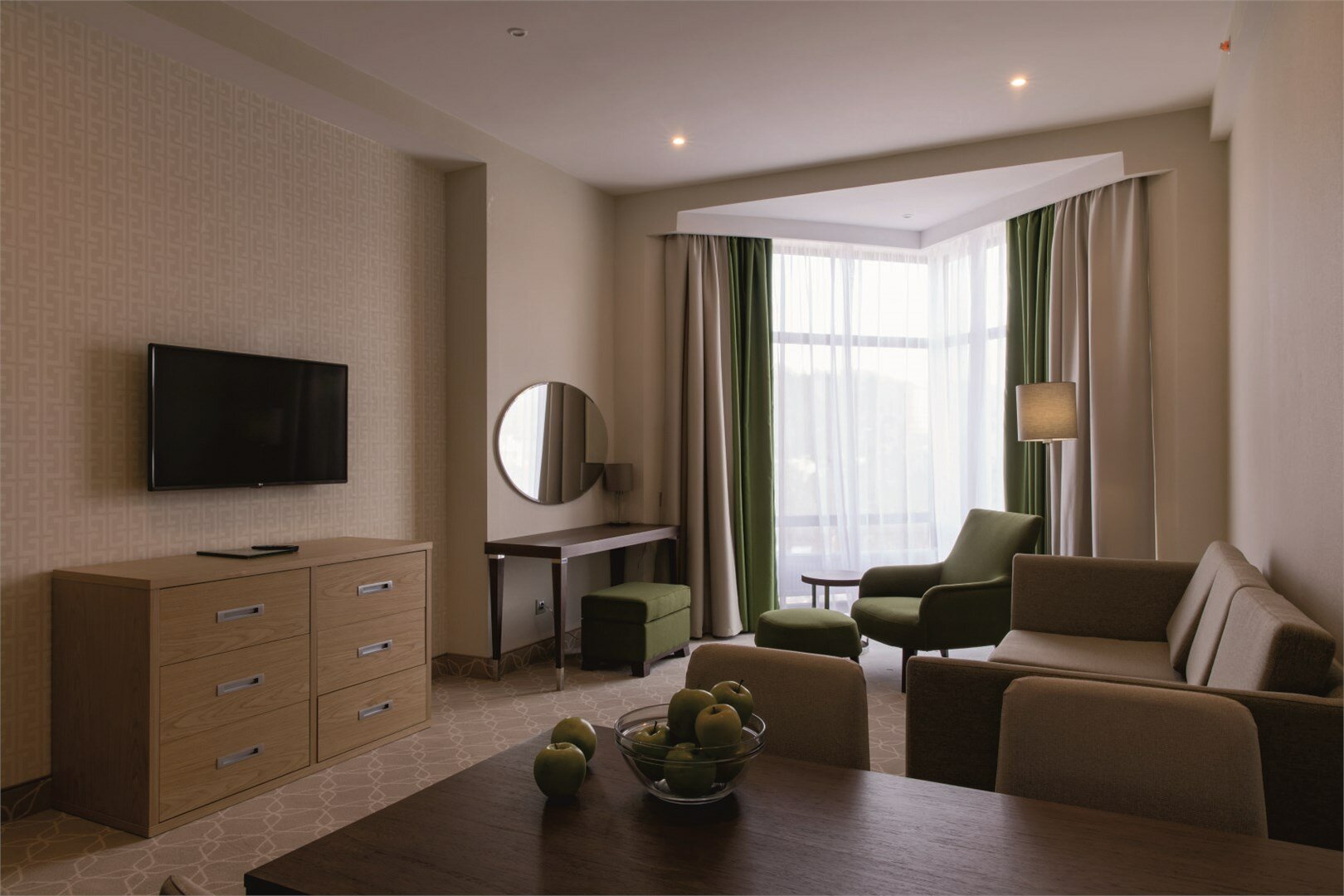 Апартаменты трехкомнатные