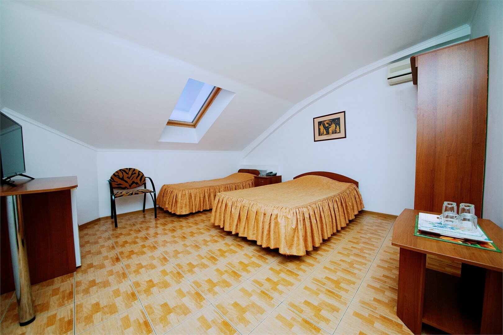 Двухместный номер Твин в мансарде