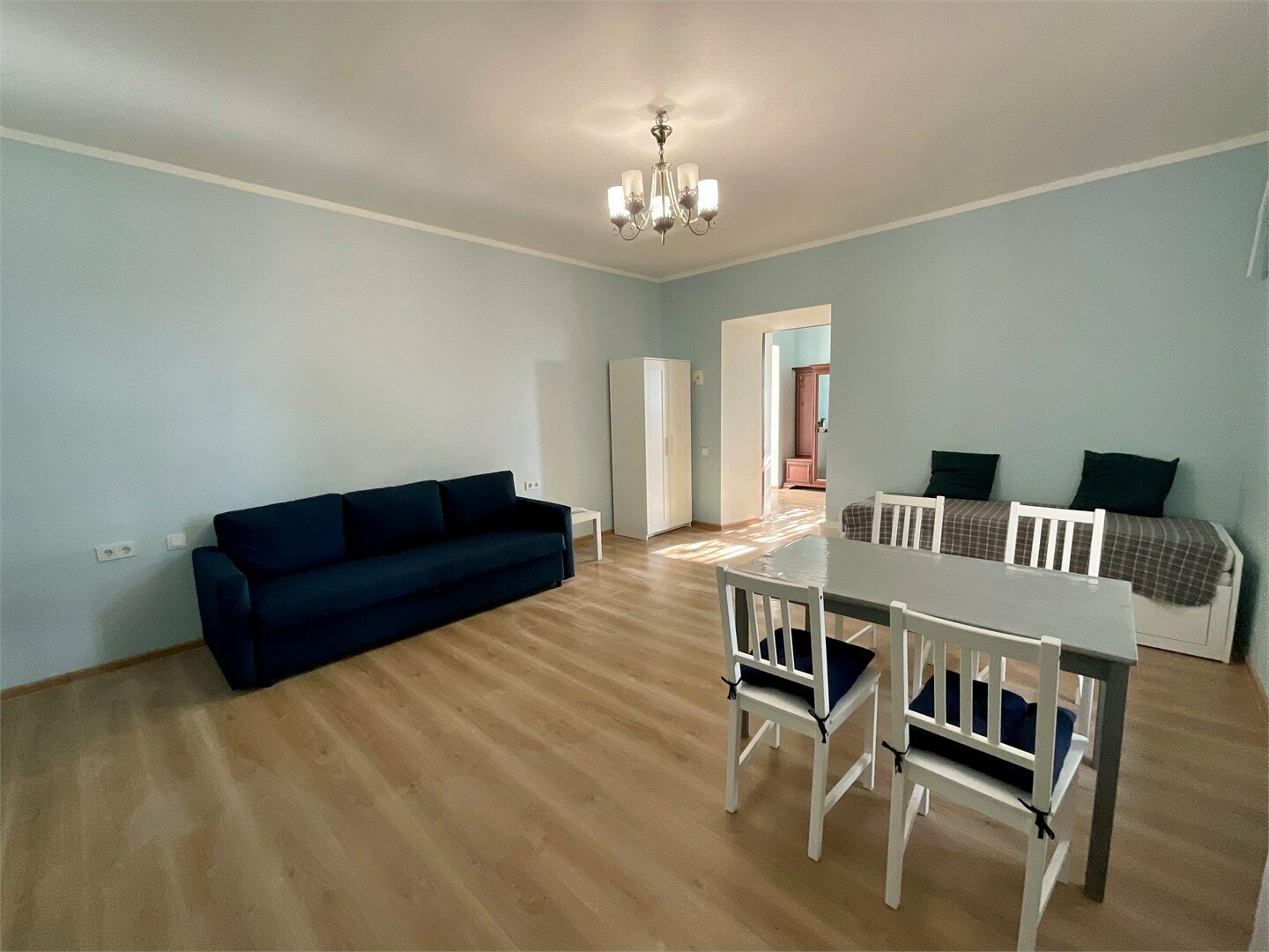 Семейный двухкомнатный с отдельным входом