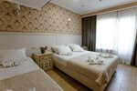 двухкомнатный номер с балконом в Гранд Вилла Семейная