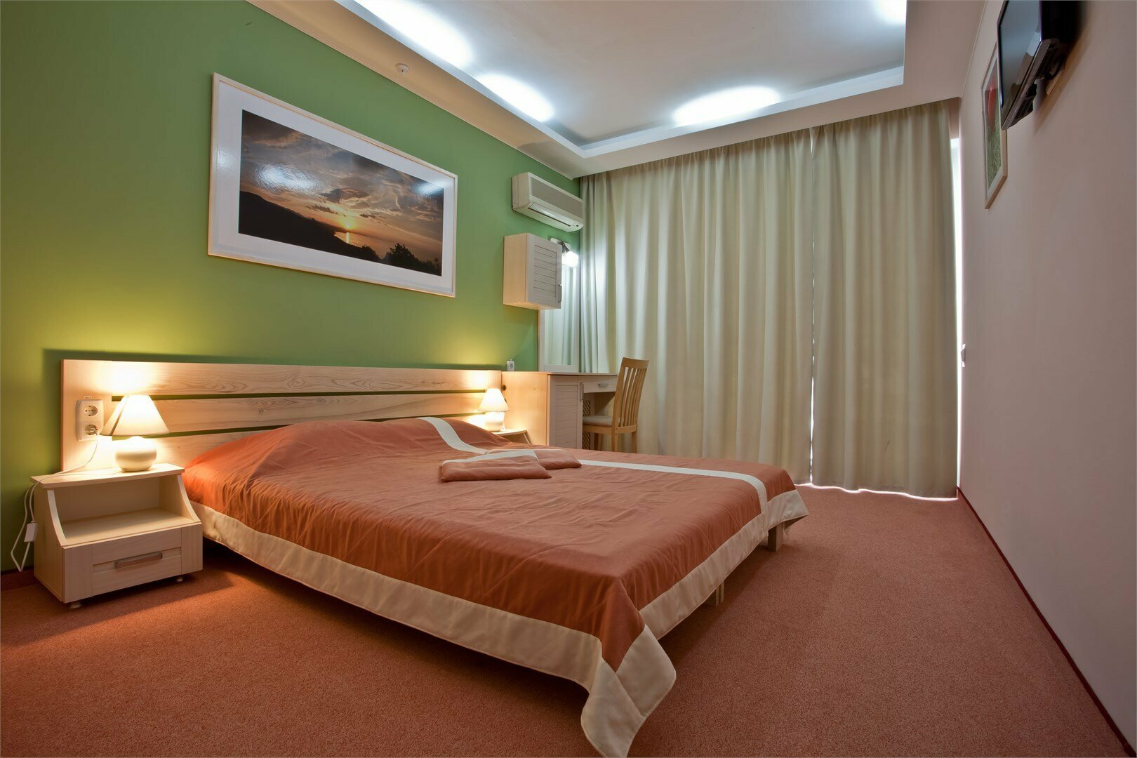 Стандартный без вида на море с видом на соседнее здание