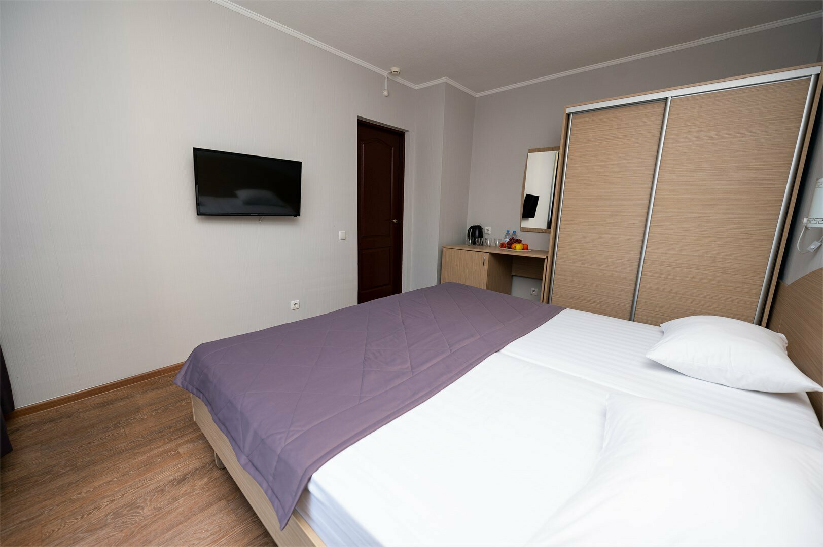 Двухкомнатный фэмили +