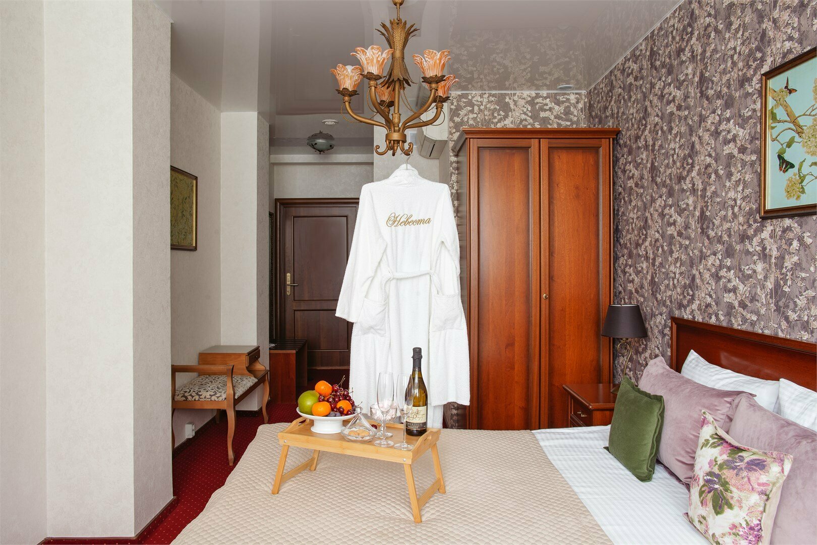 Номер для молодоженов