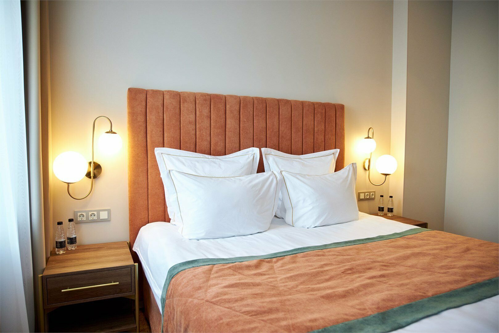 Студио с террасой | Вид на Неву