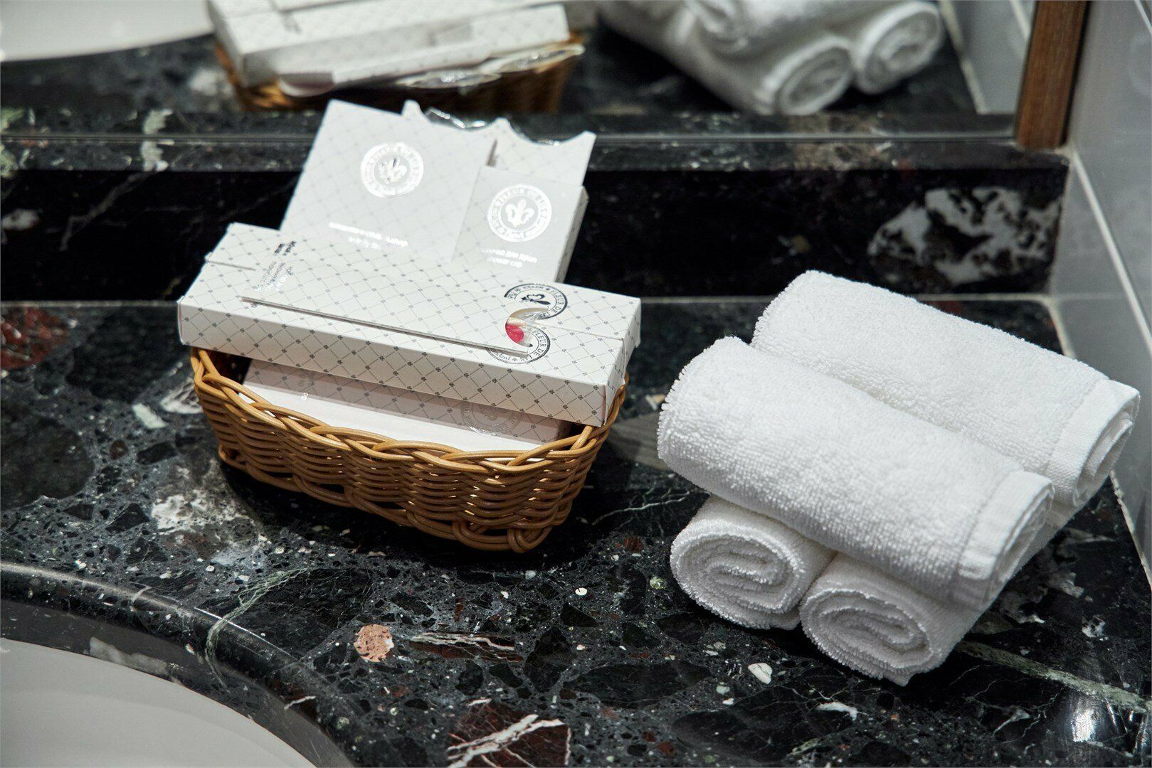 Стандарт с одной кроватью | Вид на Неву