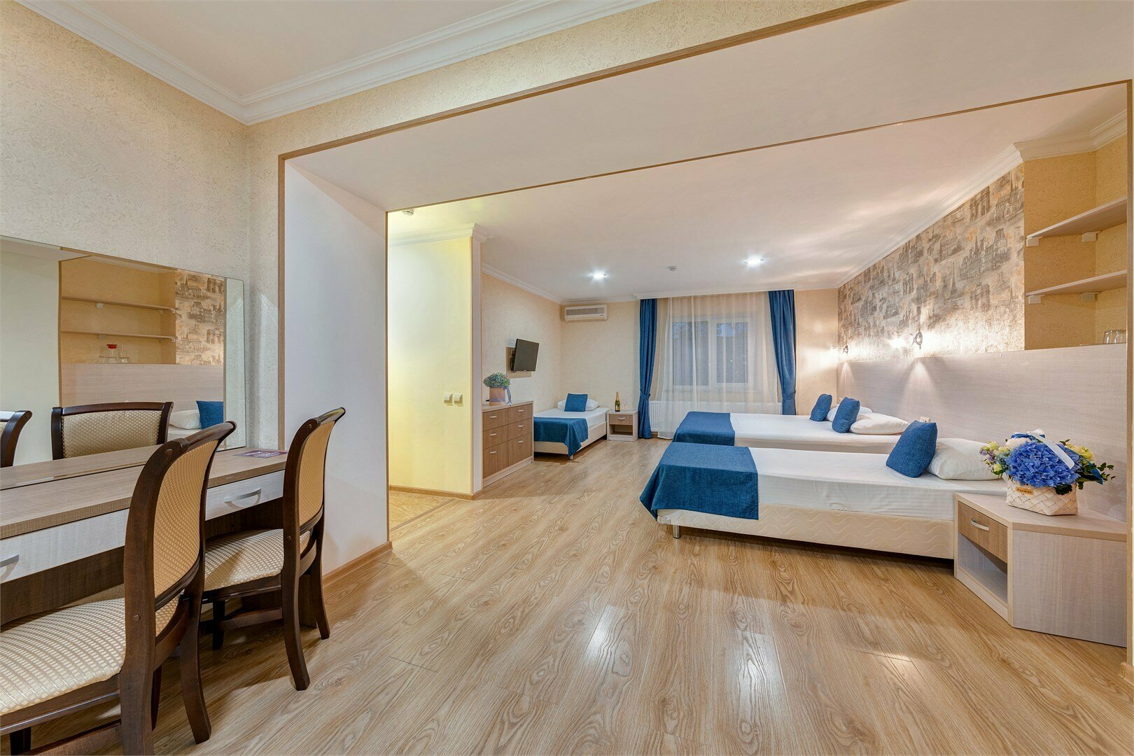 Апартаменты пятиместные с кухней