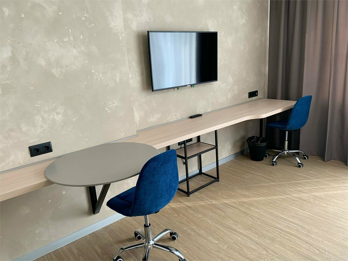 Студия Модерн