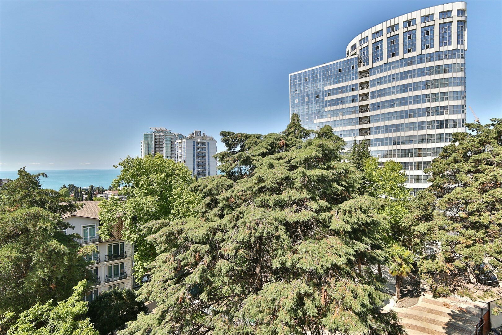 Апартаменты с балконом и видом на море (корпус 10Д)