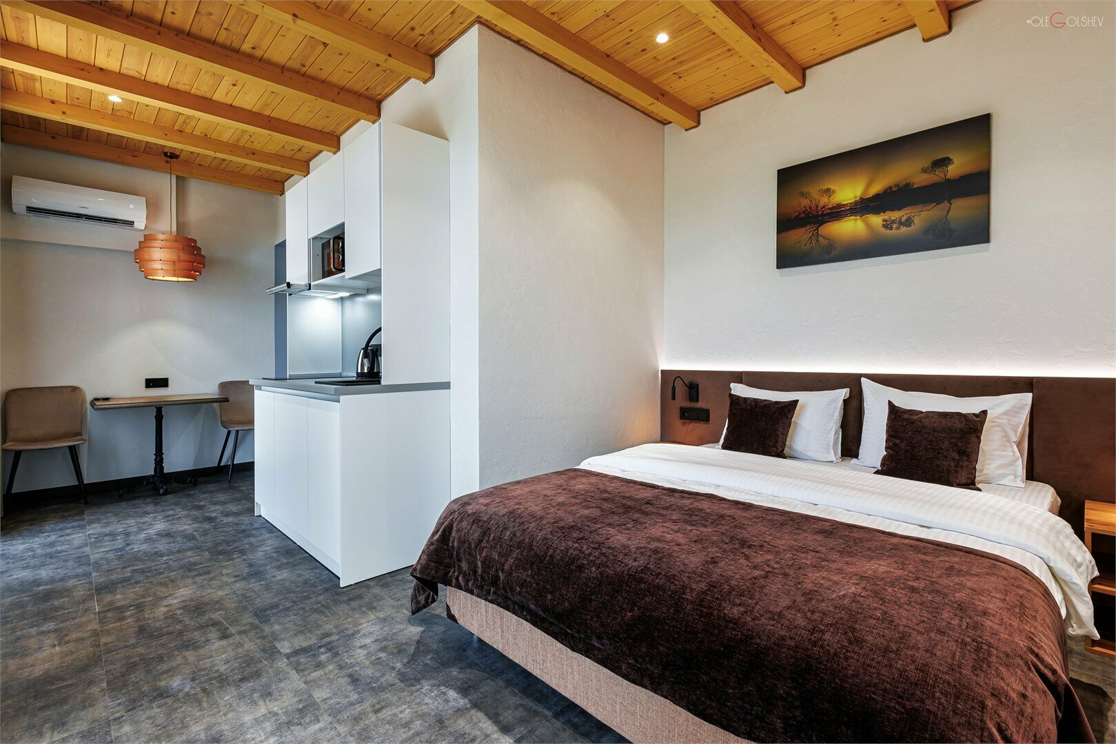 Полулюкс с балконом