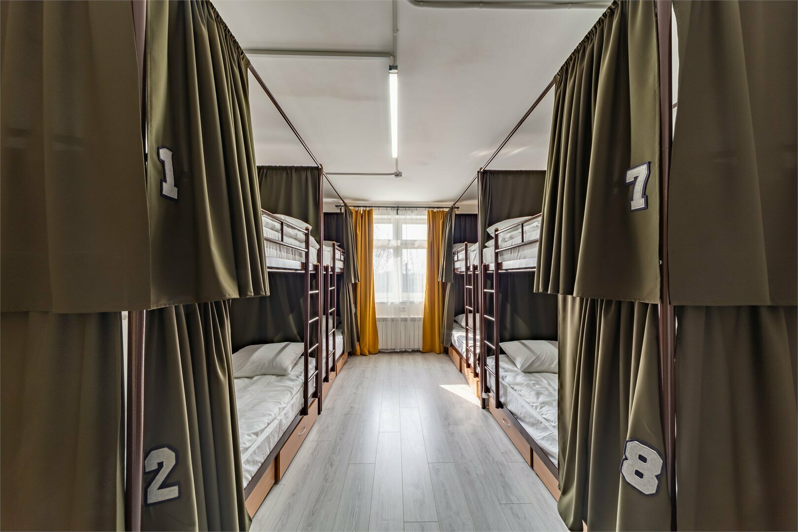 Общий 10-местный номер для мужчин