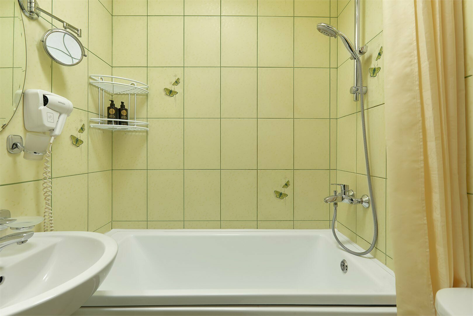 Стандартный трехместный номер