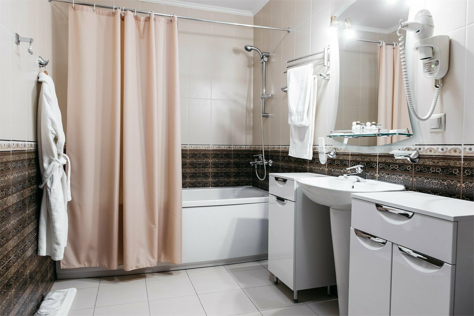 Люкс. VIP-корпус