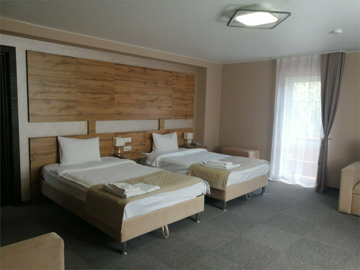 Двухместный номер с 2 раздельными кроватями и балконом 302