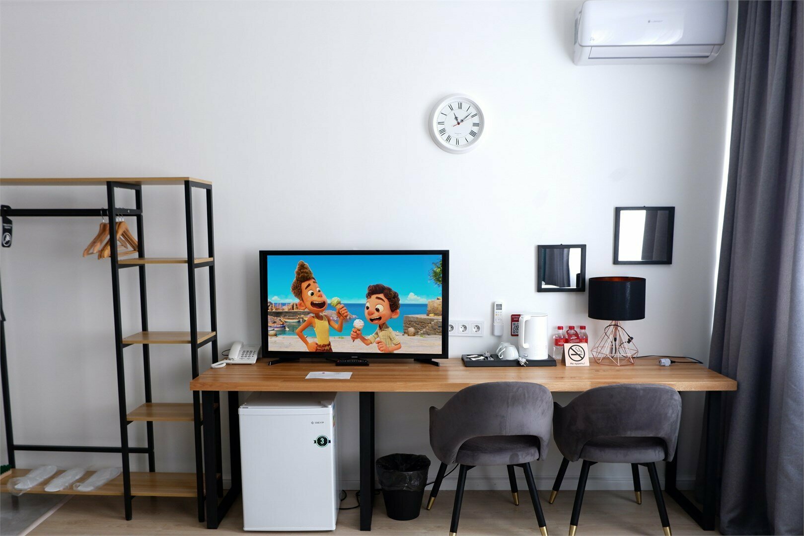 Семейный номер с двумя двуспальными кроватями