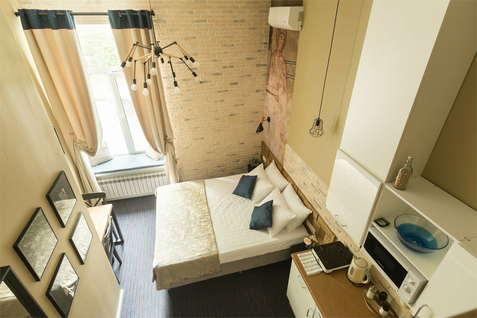 Апартаменты-двухуровневые