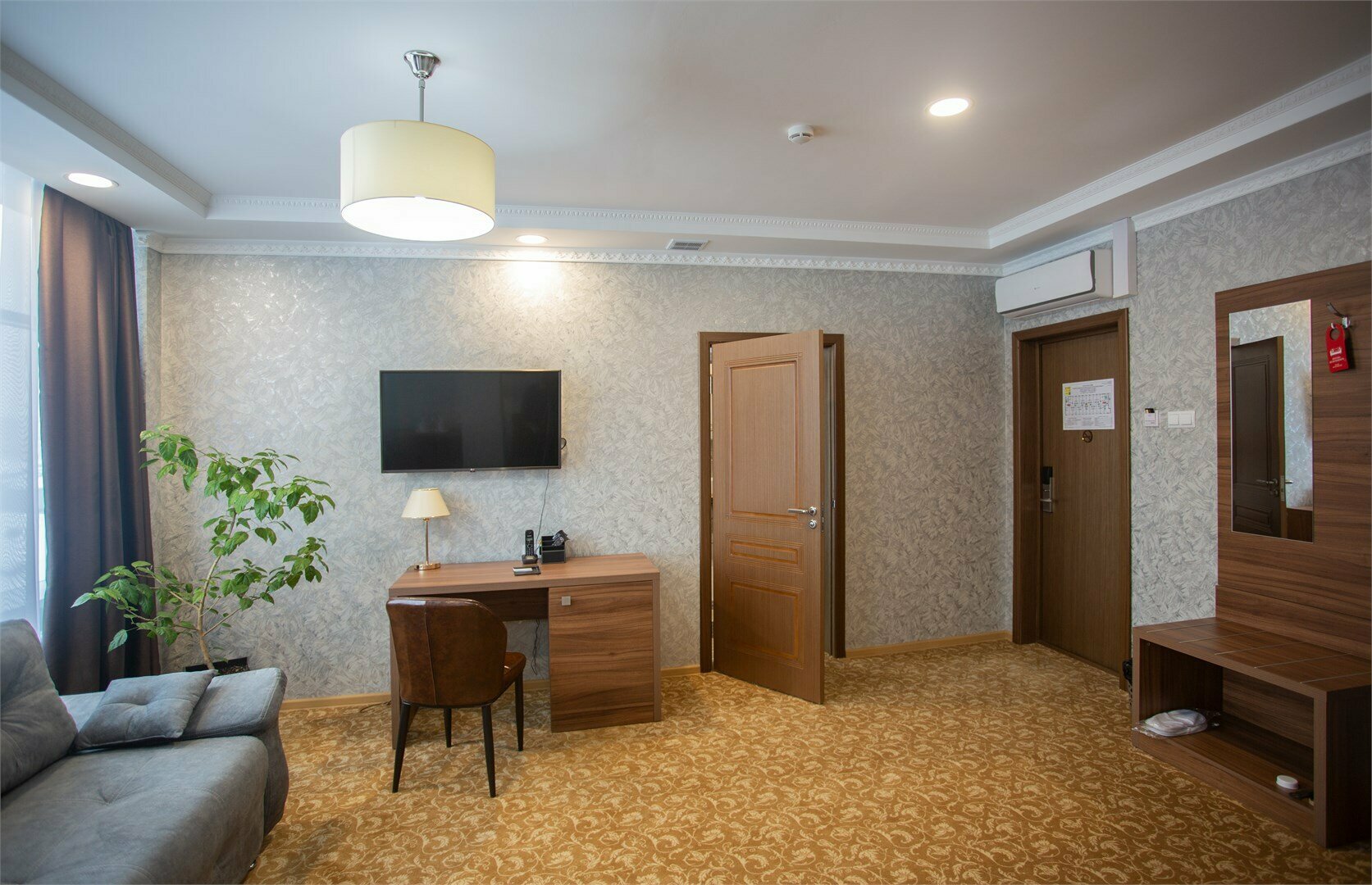 SUITE Двухместный номер выcшей категории