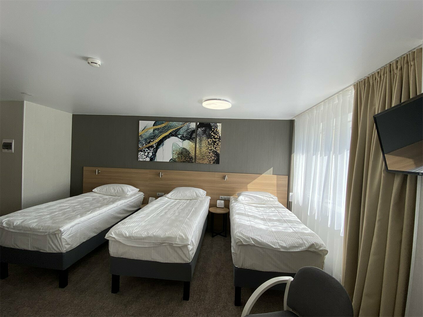 Бизнес трехместный