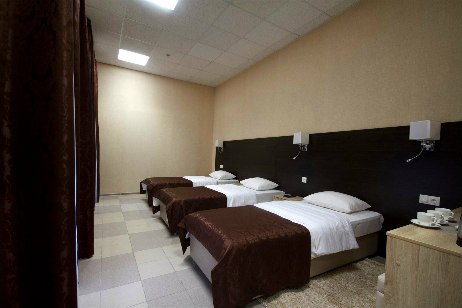 Трехместный номер с душем