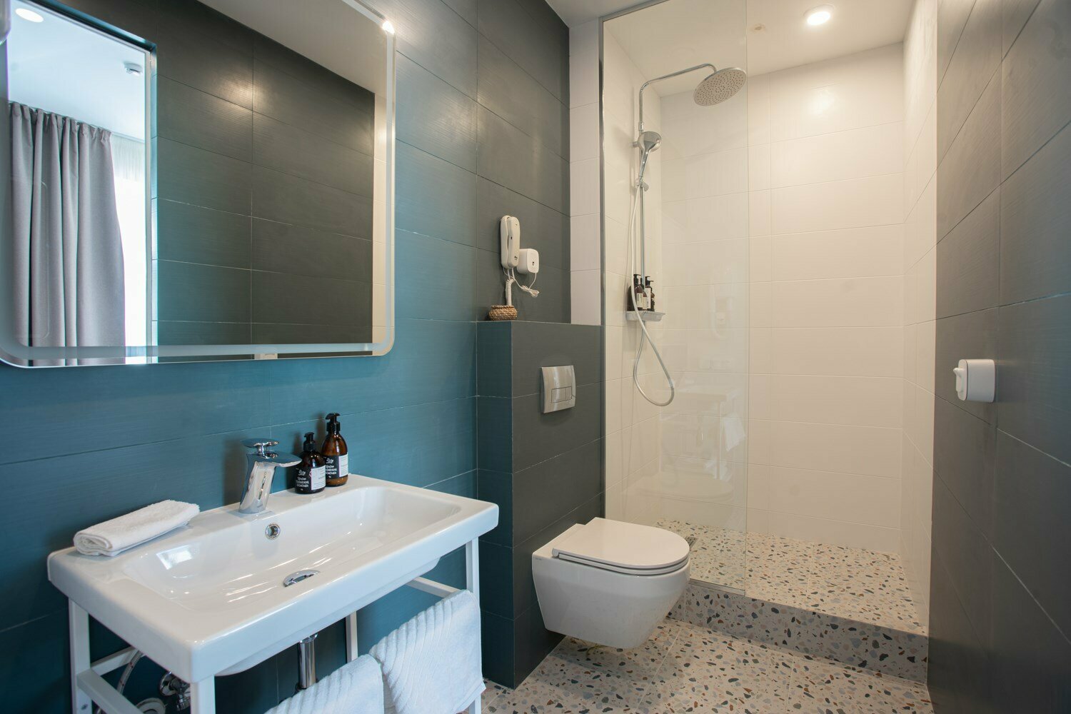 Улучшенный двухместный номер с 1 кроватью