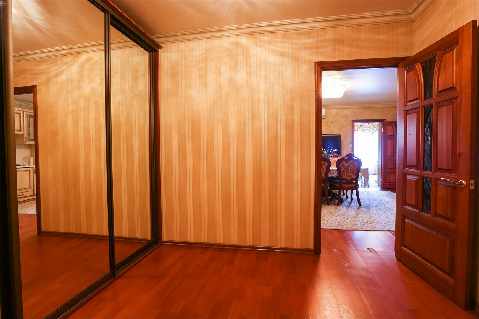 Номер VIP Люкс