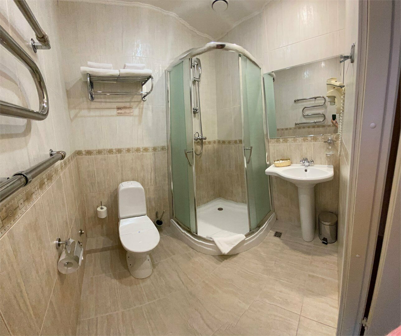 Полулюкс DBL 215