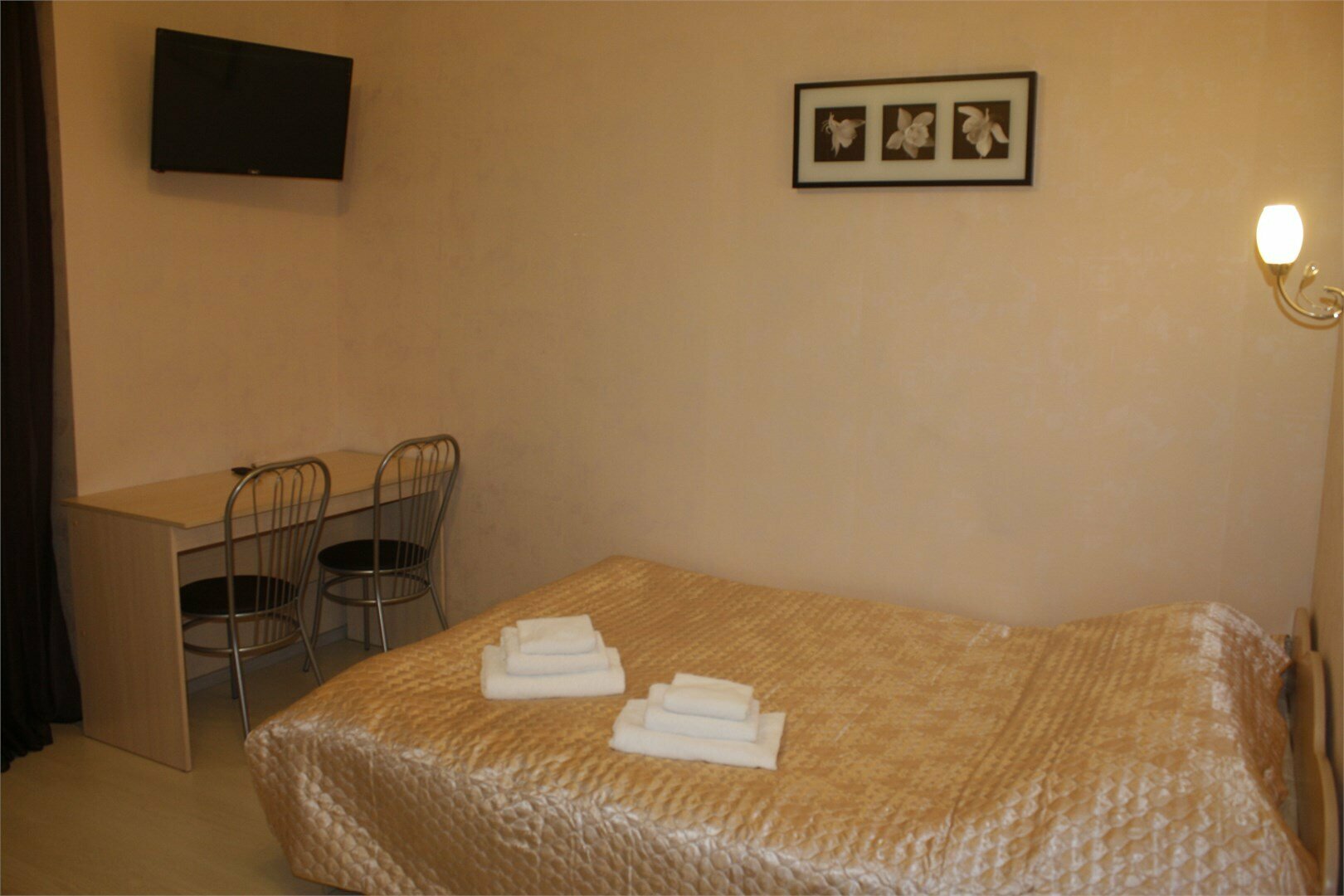 Улучшенный двухместный номер с 1 кроватью