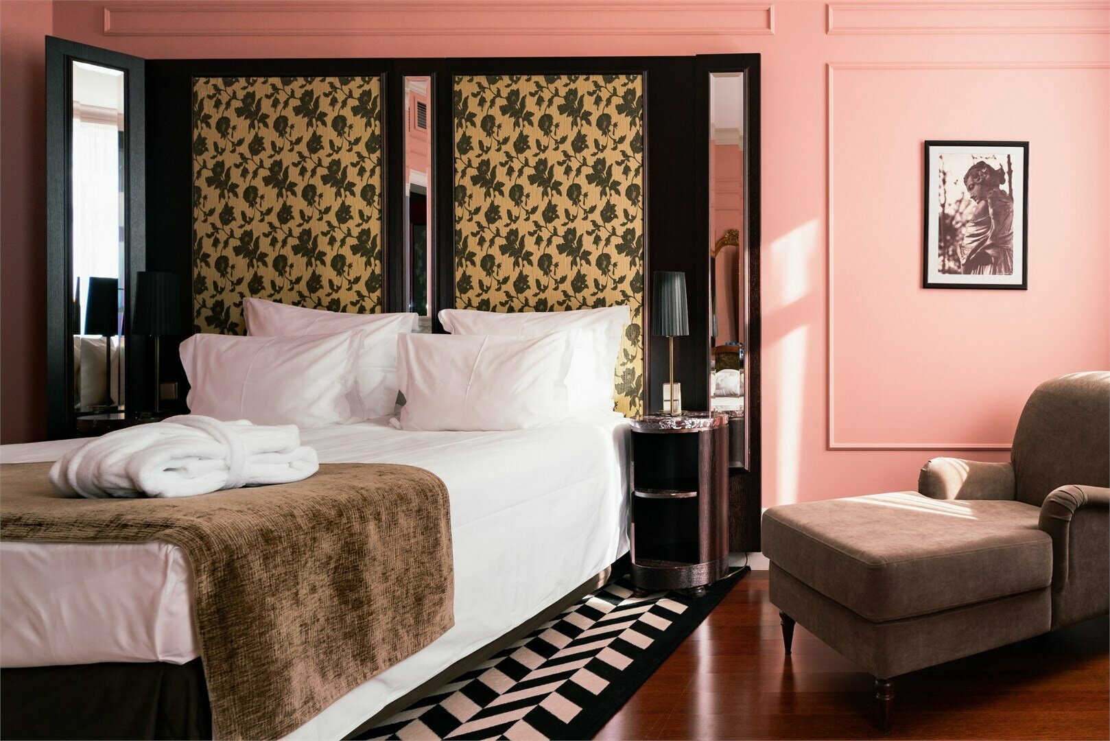 Улучшенный номер с видом на Летний сад